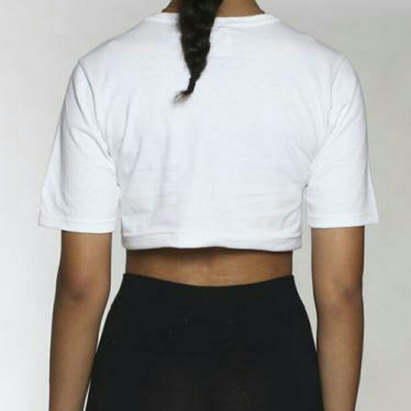 💕90s VINTAGE CROPPED CHAMPION TEE - WHITE😍💕 - Picture 4 of 6